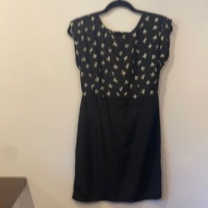 Women’s M Black dress with doves